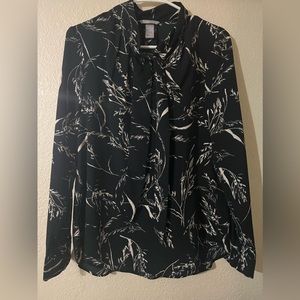 H&M size 2 black and cream long sleeve